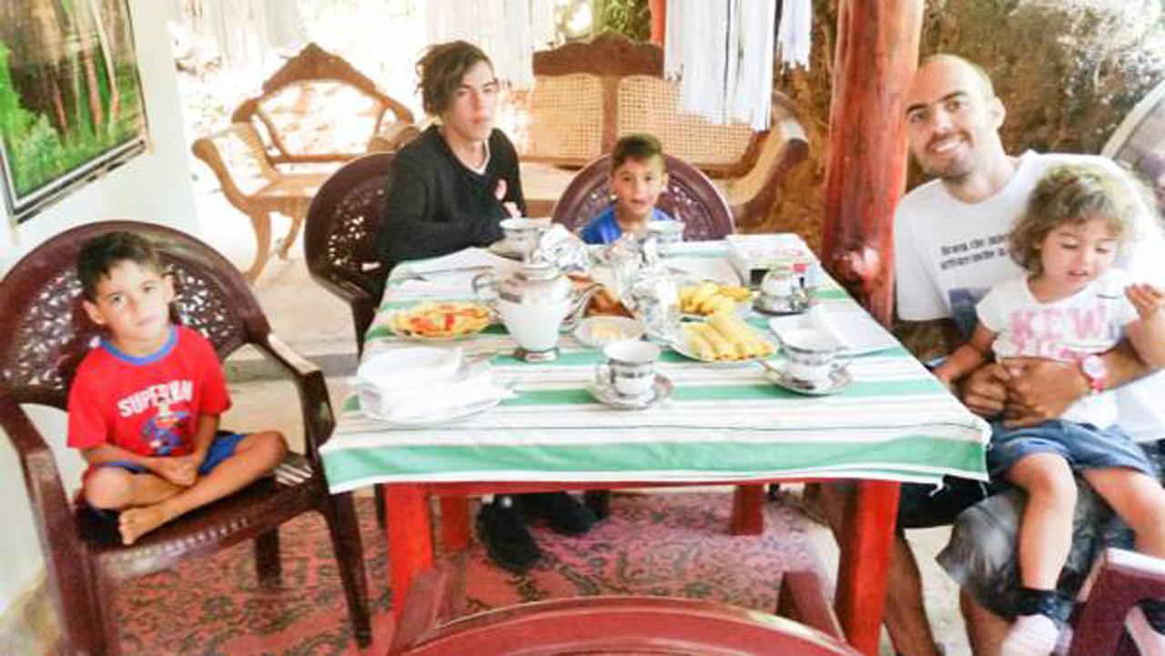 Quiet Rest Inn Ella Zewnętrze zdjęcie